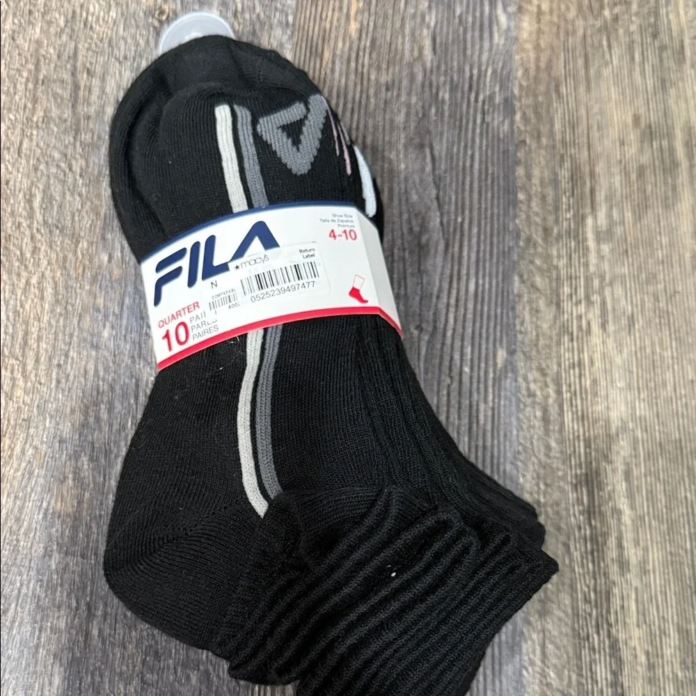 10 pair Fila WoMen's Black and Gray Athletic Socks